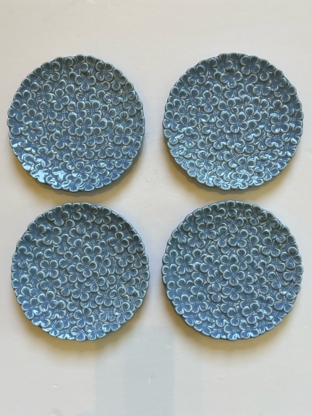 TWO’S COMPANY BLUE HYDRANGEA TIDBIT PLATE | SET OF 4 | NEW WITH TAGS